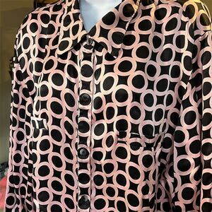 Women's Black Geometric Pattern Blouse 3/4 Sleeve Button Detail M Standard​​